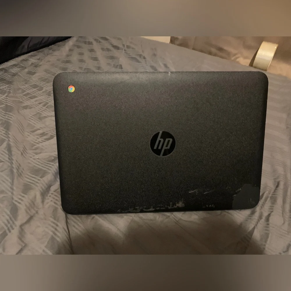 im selling an hp laptop.